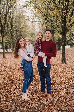 card family 2024 by monica carlson photography