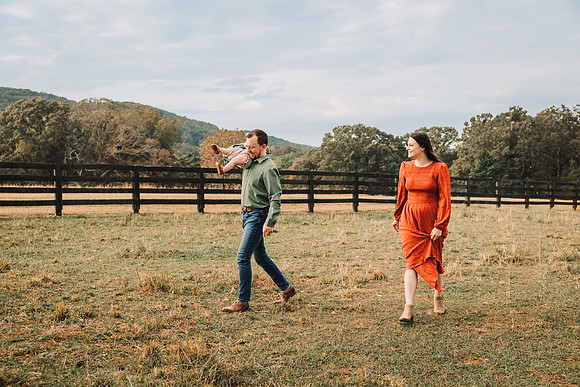 bloomingdale family 2025 by monica carlson photography