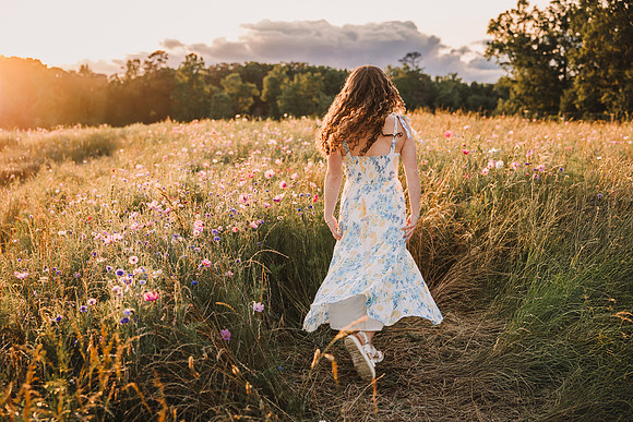 brynn grad 2026 by monica carlson photography
