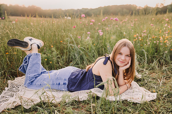 smith senior wildflowers 2025 by monica carlson photography