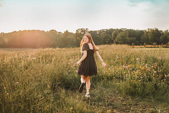 smith senior wildflowers 2025 by monica carlson photography