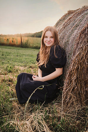 smith senior wildflowers 2025 by monica carlson photography