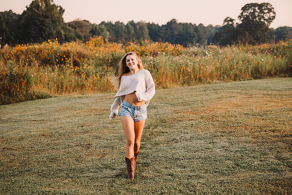 kailey senior 2025 by monica carlson photography
