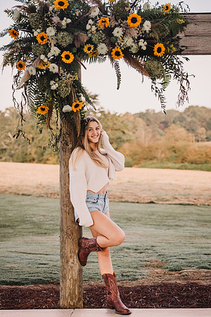 kailey senior 2025 by monica carlson photography