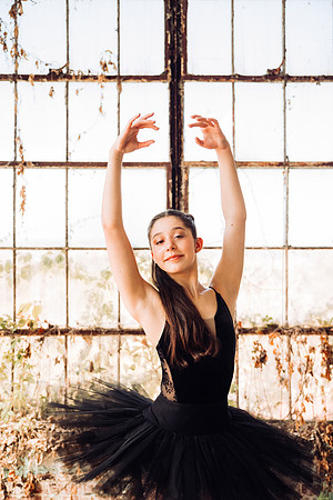 georgia at lindale mill 2024 by monica carlson photography