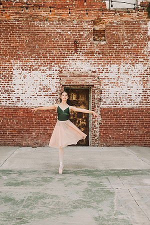 georgia at lindale mill 2024 by monica carlson photography