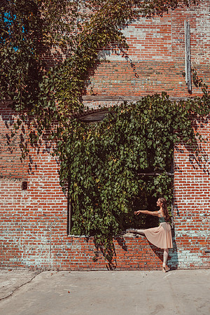 georgia at lindale mill 2024 by monica carlson photography