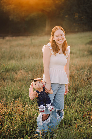 isabella senior 2026