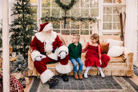 settambrino family santa 2025 by monica carlson photography