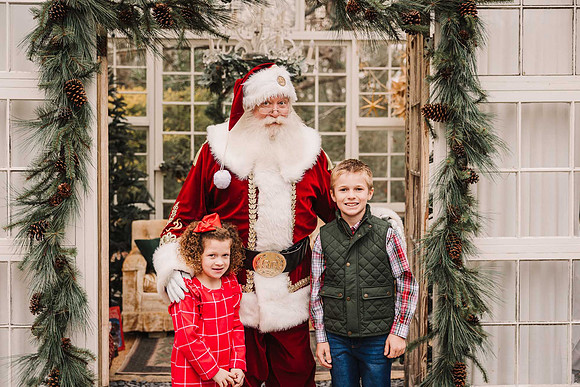 nash family santa 2025 by monica carlson photography