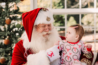 santa greenhouse day one 2024 family by monica carlson photograp