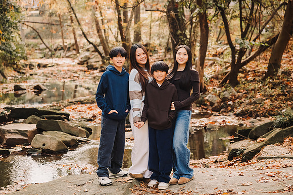 kim extended family fall 2025 by monica carlson photography