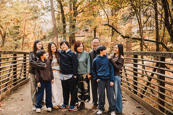 kim extended  family fall 2025 by monica carlson photography