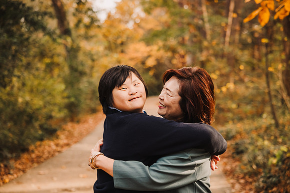 kim extended family fall 2025 by monica carlson photography