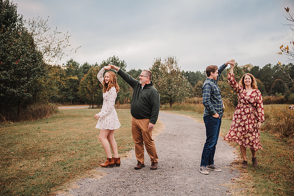 Ciccarone family 2024 by monica carlson photography
