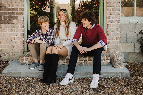 german family santa 2022 by monica carlson photography