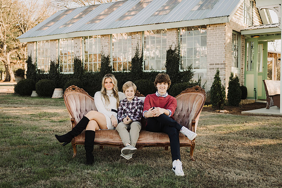 german family santa 2022 by monica carlson photography