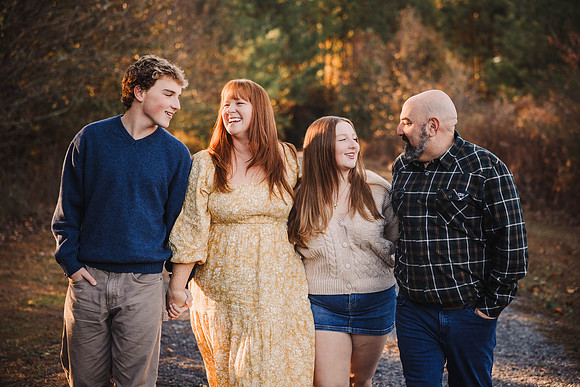 tainow family 2024 family by monica carlson photography