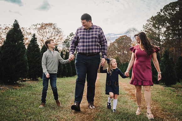 Christmas Tree Farm Mini Sessions
