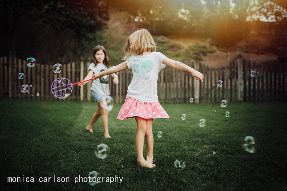 bubbles by monica carlson posted on the Click Pro Daily Project,