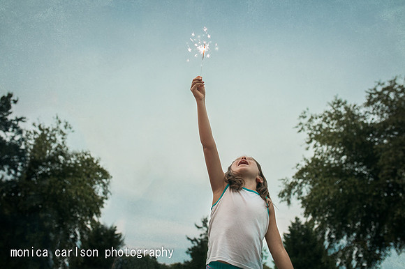 sparkle by monica carlson posted on the Click Pro Daily Project,