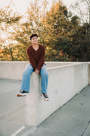 lexi's senior photos 2023 monica carlson photography
