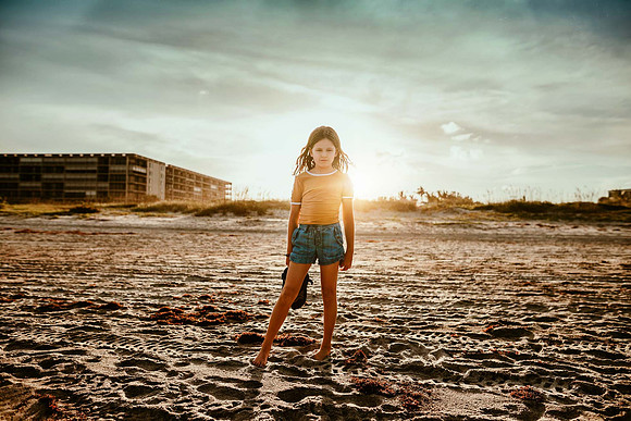 a walk on the beach by monica carlson posted on the Click Pro Da