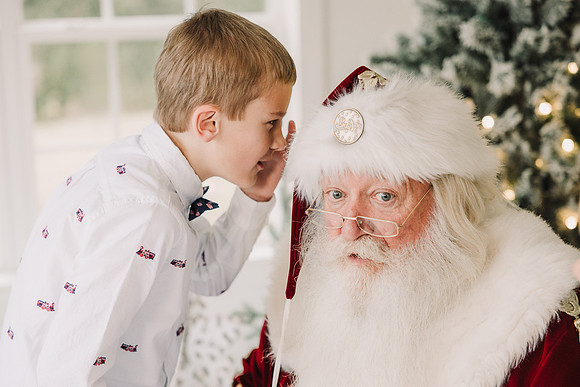 hill family with Santa by monica carlson photography