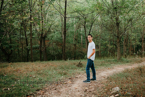 luca parker senior by monica carlson photography