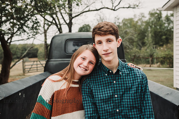 teenage sibling portrait by monica carlson