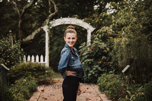 tween girl in the garden at Bulloch hall