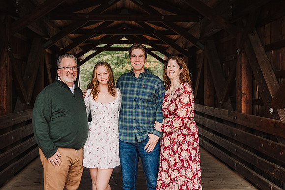 Ciccarone family 2024 by monica carlson photography