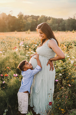 mathew family wildflowers  2025 by monica carlson photography